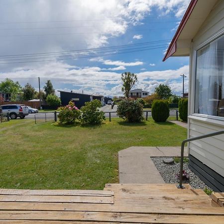 Rustlein Cottage - Te Anau Holiday Home Exterior photo